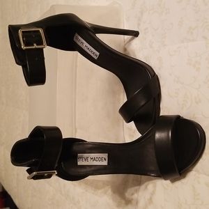 Heels, Steve Madden, stiletto, black leather, 7M, approx 4-1/2", gently worn